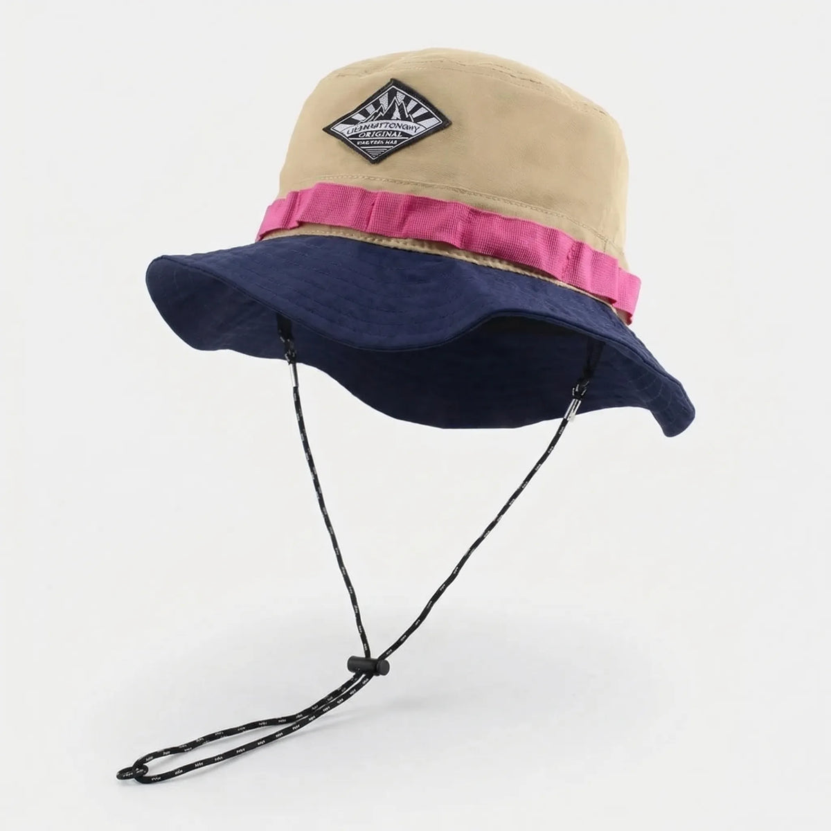 Colour-block bucket hat with quick-dry fabric and adjustable chin strap