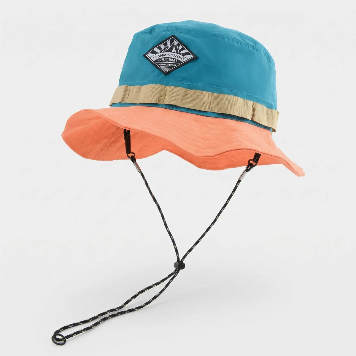 Colour-block bucket hat with quick-dry fabric and adjustable chin strap