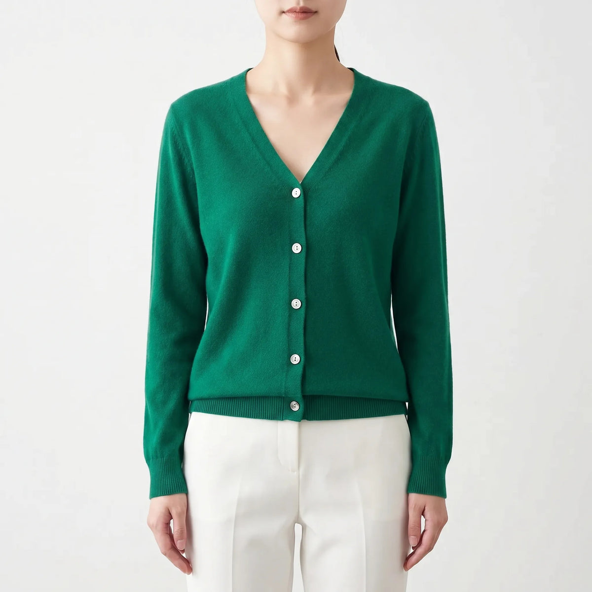 Women's V-neck button cardigan in fine knit with relaxed fit