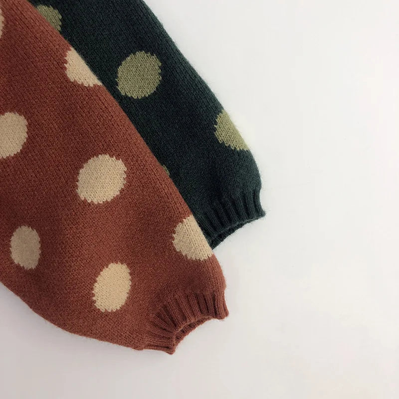 Kids polka-dot knit jumper with long sleeves and ribbed cuffs