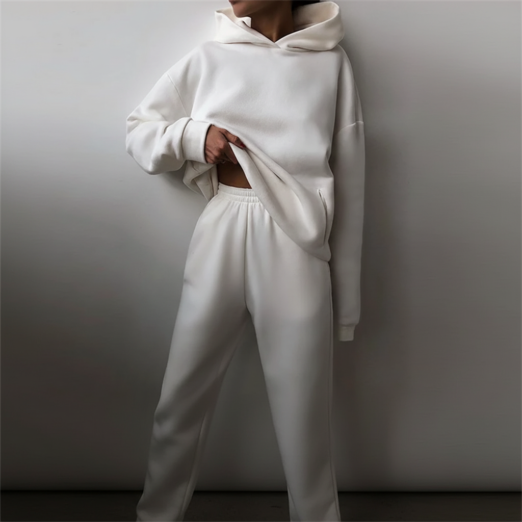 Oversized tracksuit set with hoodie and relaxed ankle pants