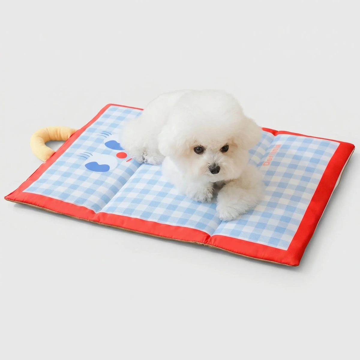 Plaid cooling mat for dogs and cats with cool-to-touch surface