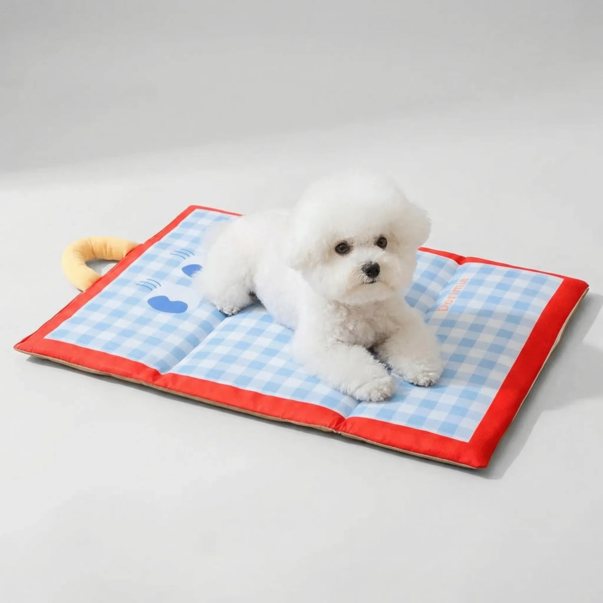 Plaid cooling mat for dogs and cats with cool-to-touch surface