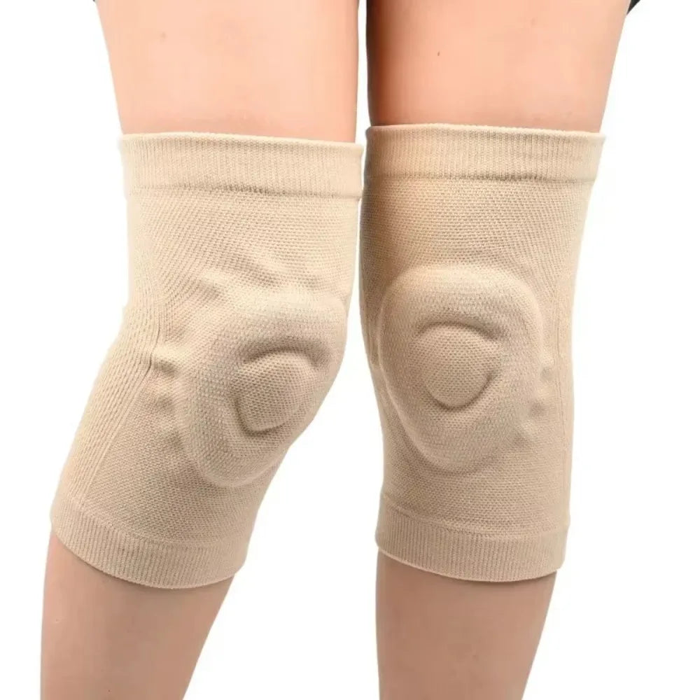 Slim cushioned knee sleeve for sports and joint support