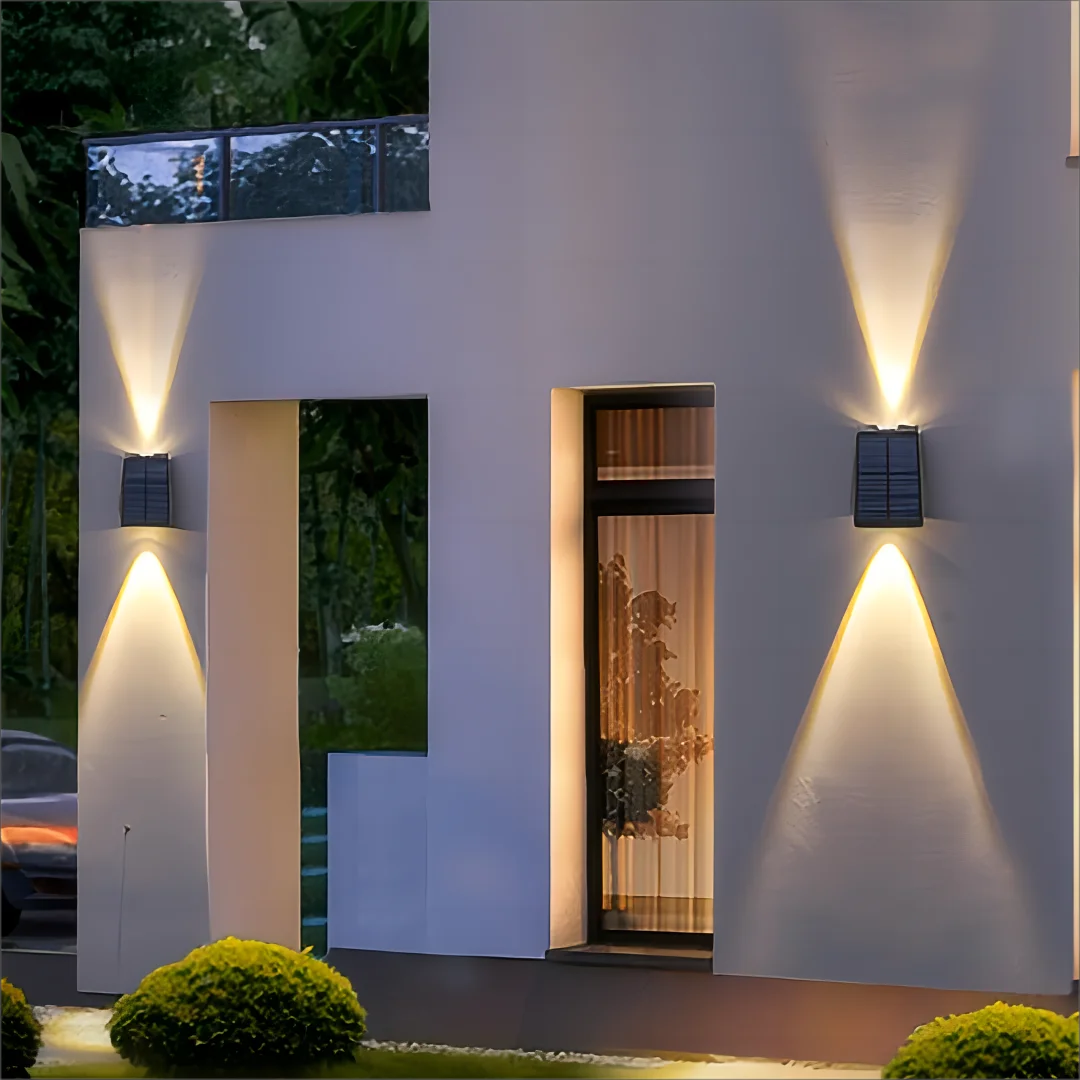 Solar-powered outdoor wall light with dual up-down beam pattern