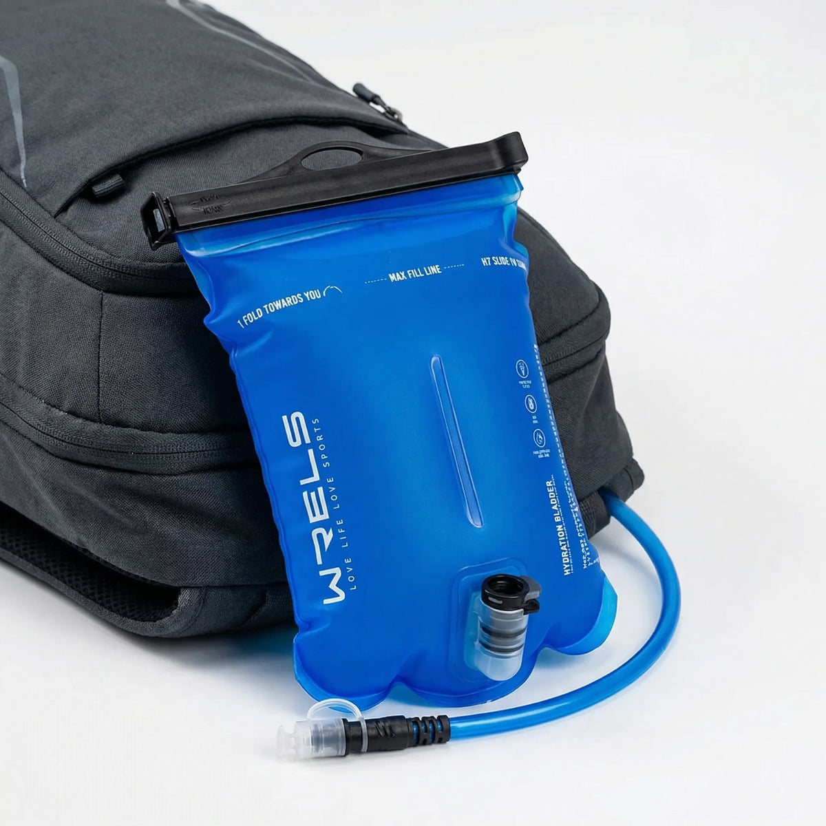 Collapsible drink container with bite valve food-grade BPA-free