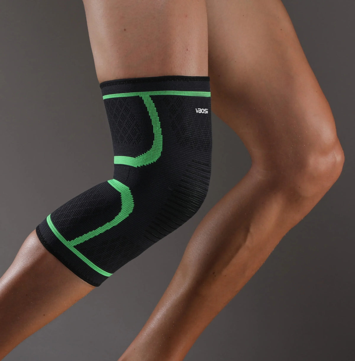 Compression knee support sleeve with stabilising support and breathable design