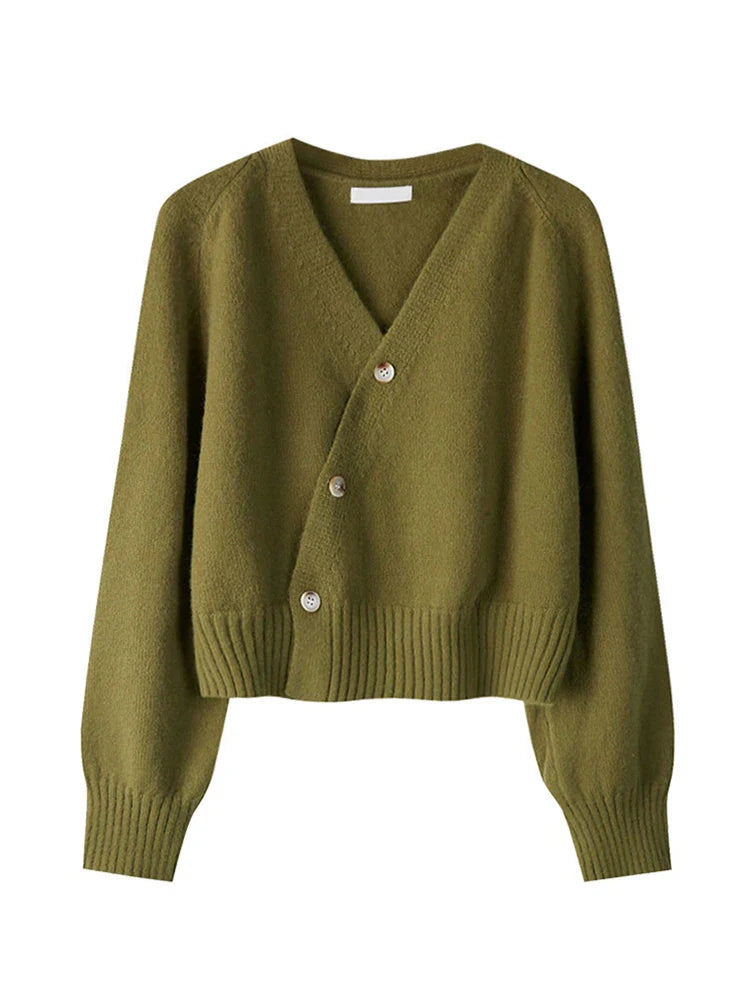 Women's asymmetrical knit cardigan with relaxed fit and cropped length