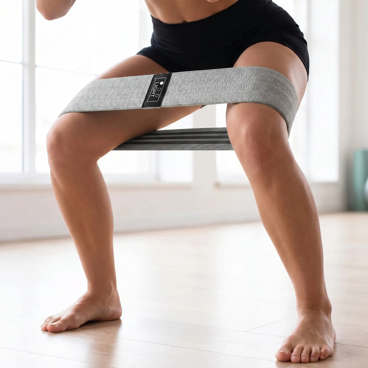 Long fabric resistance band with continuous loop design for full body workouts