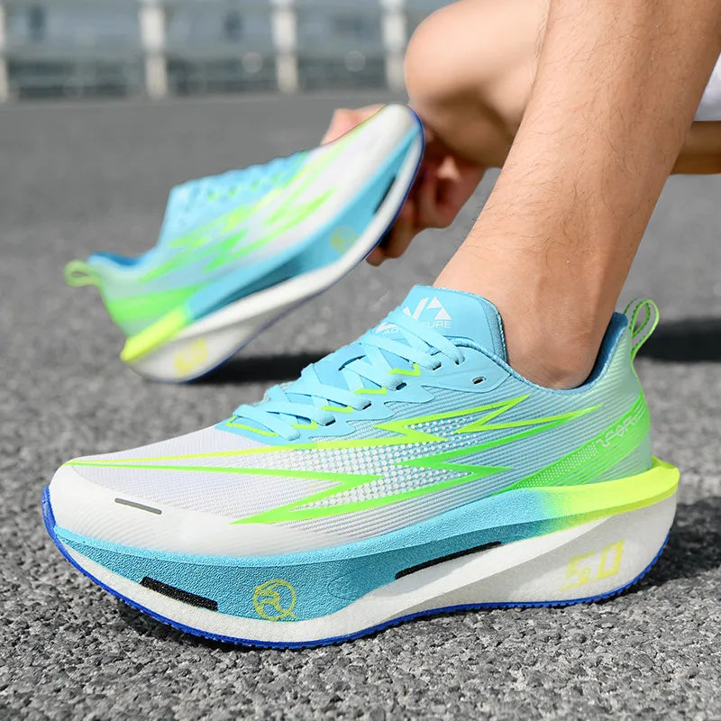 Low profile running trainers with breathable mesh upper and cushioned stability sole