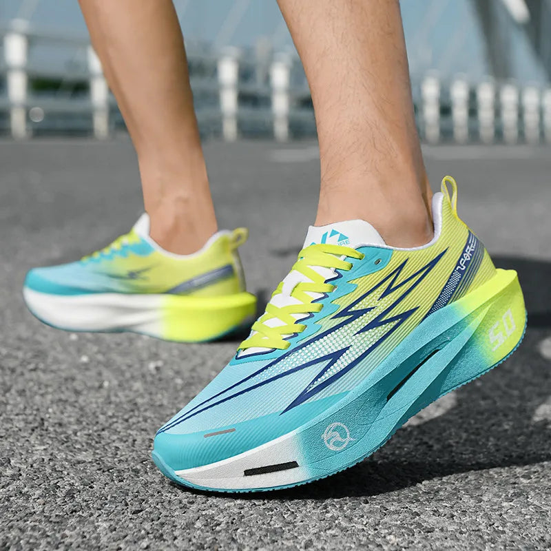 Low profile running trainers with breathable mesh upper and cushioned stability sole