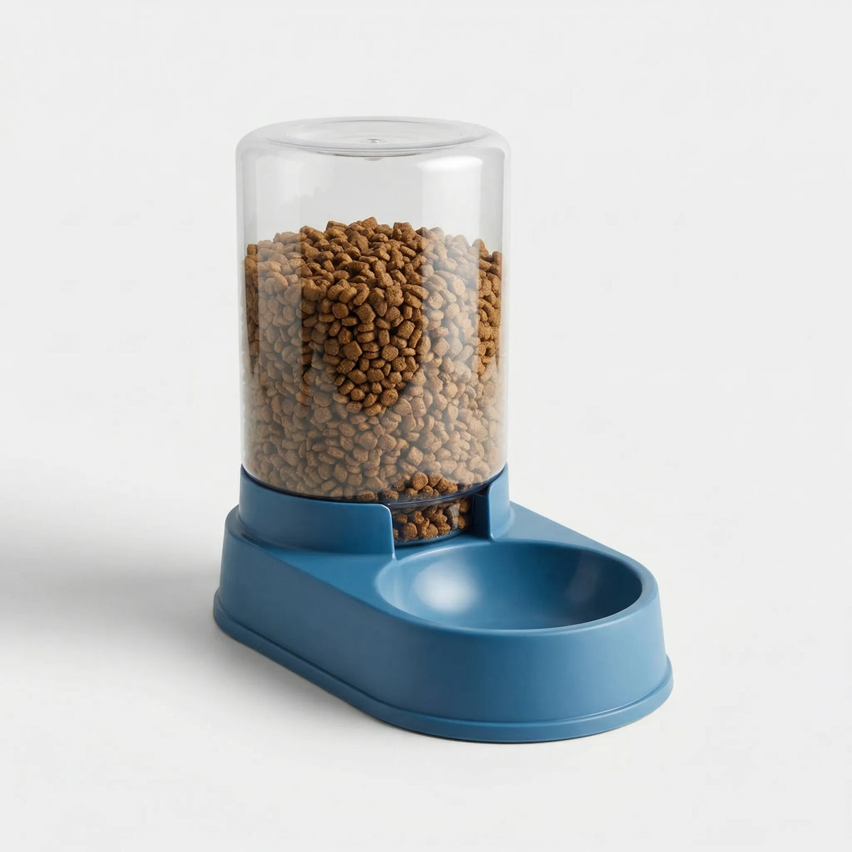 Automatic gravity pet feeder for cats and dogs with 3.8 litre reservoir