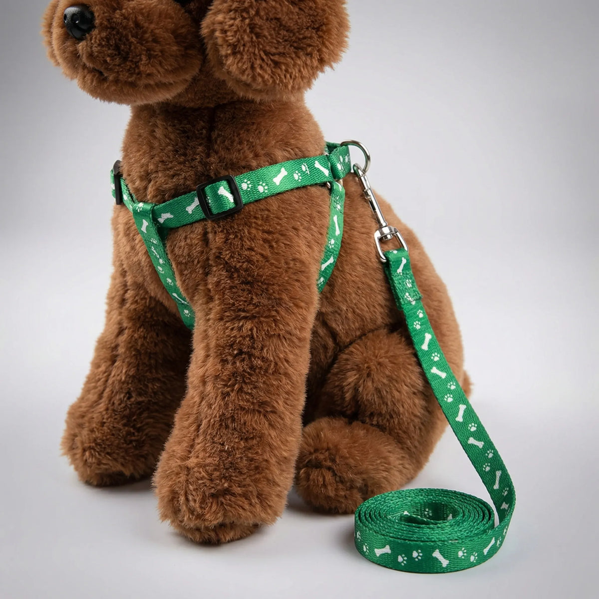 Small pet harness and lead set for dogs, puppies, and kittens