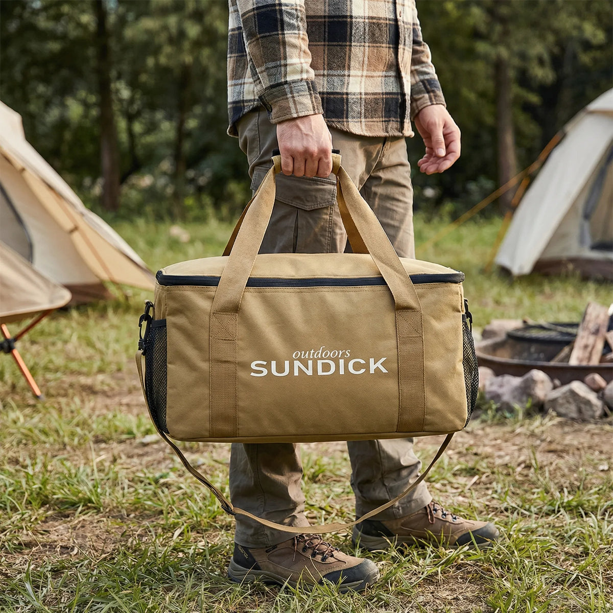 Large insulated picnic organiser bag with multiple compartments for tableware and cookware