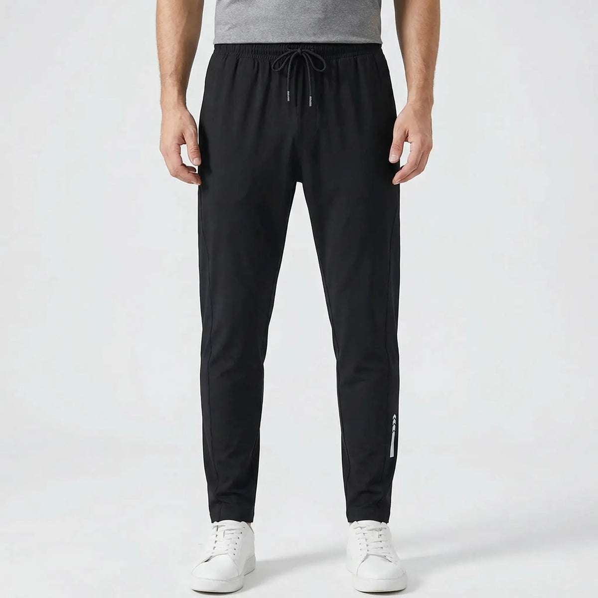 Men's slim tapered training pants with hidden phone pocket