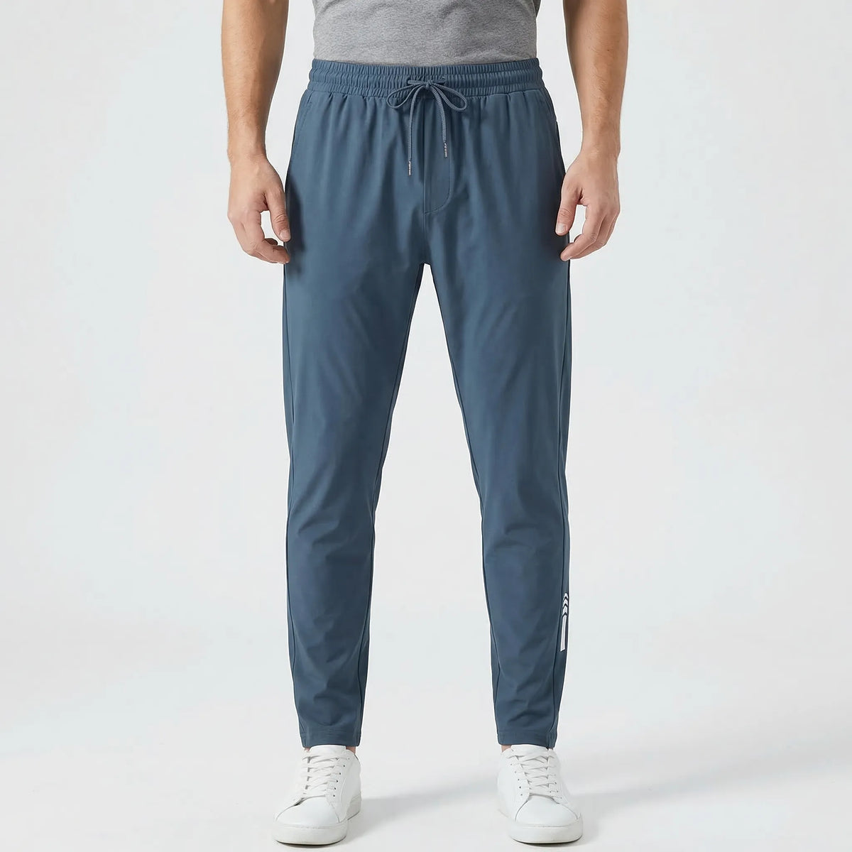 Men's slim tapered training pants with hidden phone pocket