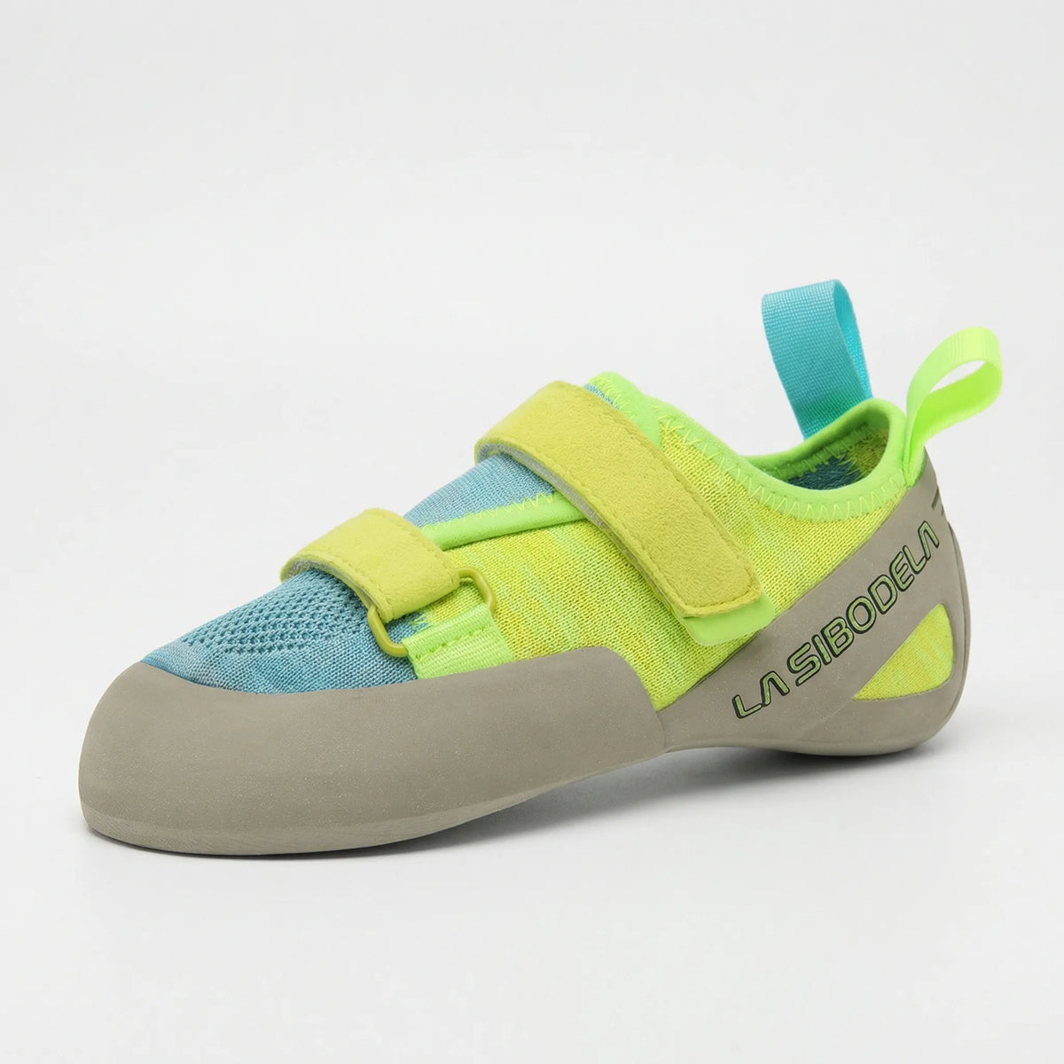 Beginner climbing shoe with grippy sole for indoor and outdoor use