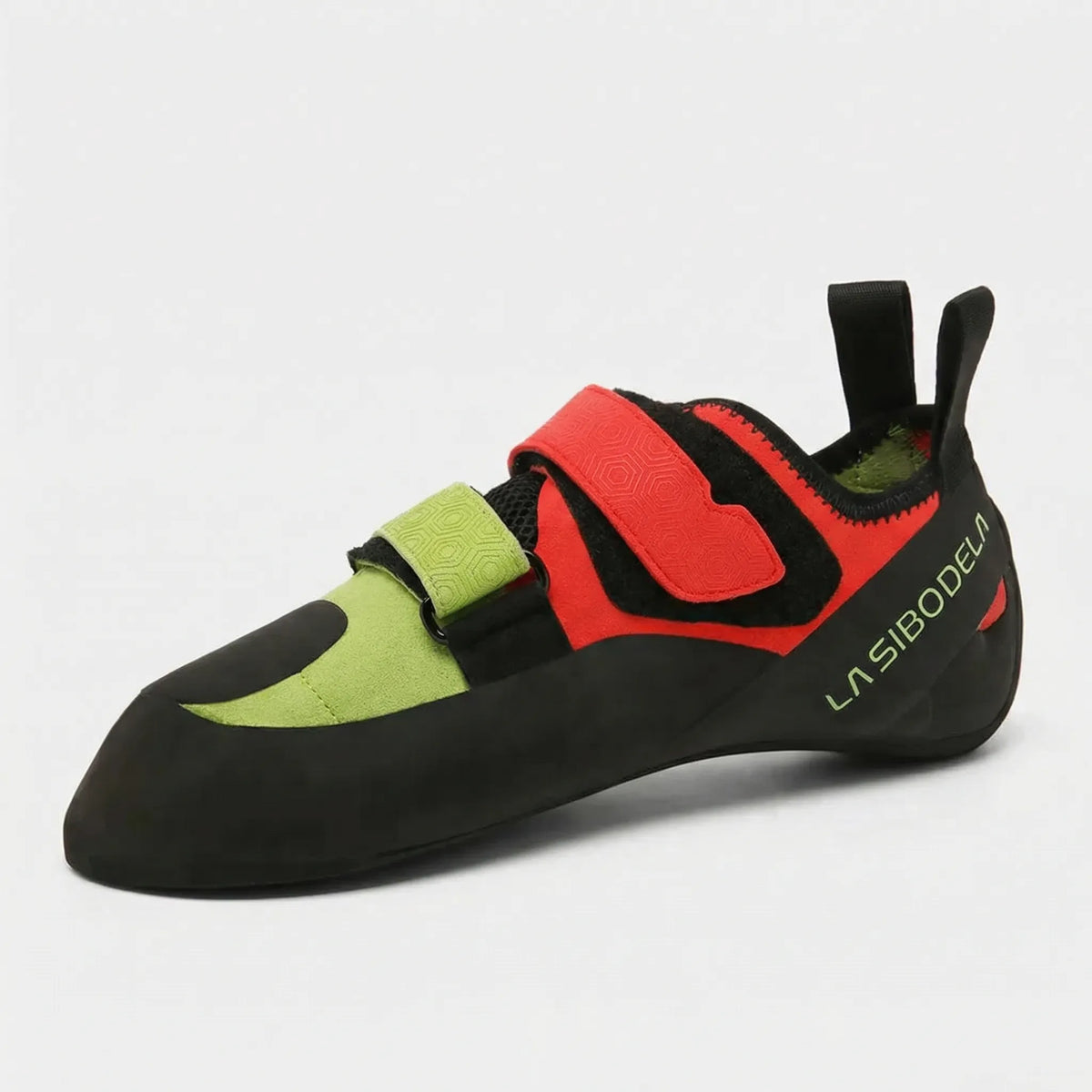 Beginner climbing shoe with grippy sole for indoor and outdoor use