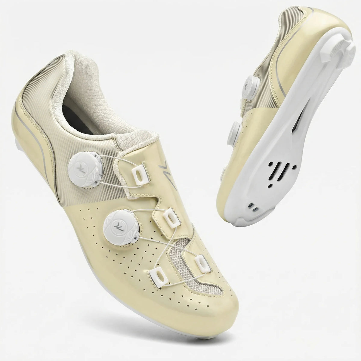 SPD cycling shoes with rotating buckle closure and breathable perforated upper