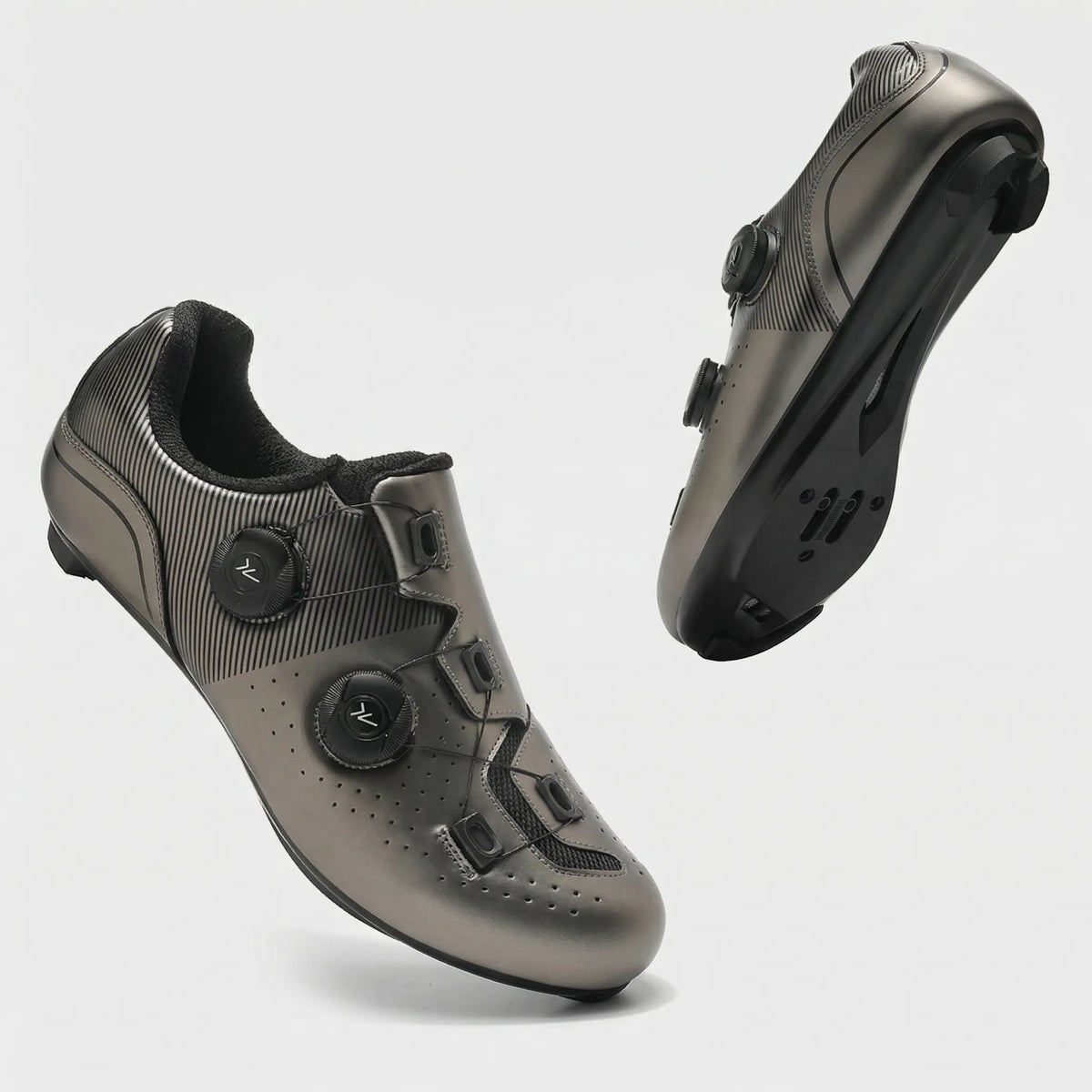 SPD cycling shoes with rotating buckle closure and breathable perforated upper