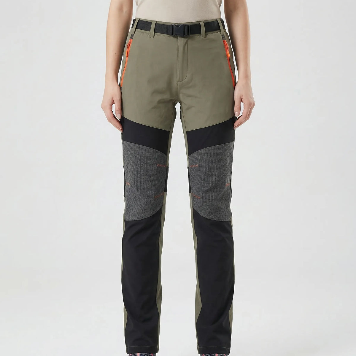 Women's water-repellent ripstop hiking pants with reinforced knees
