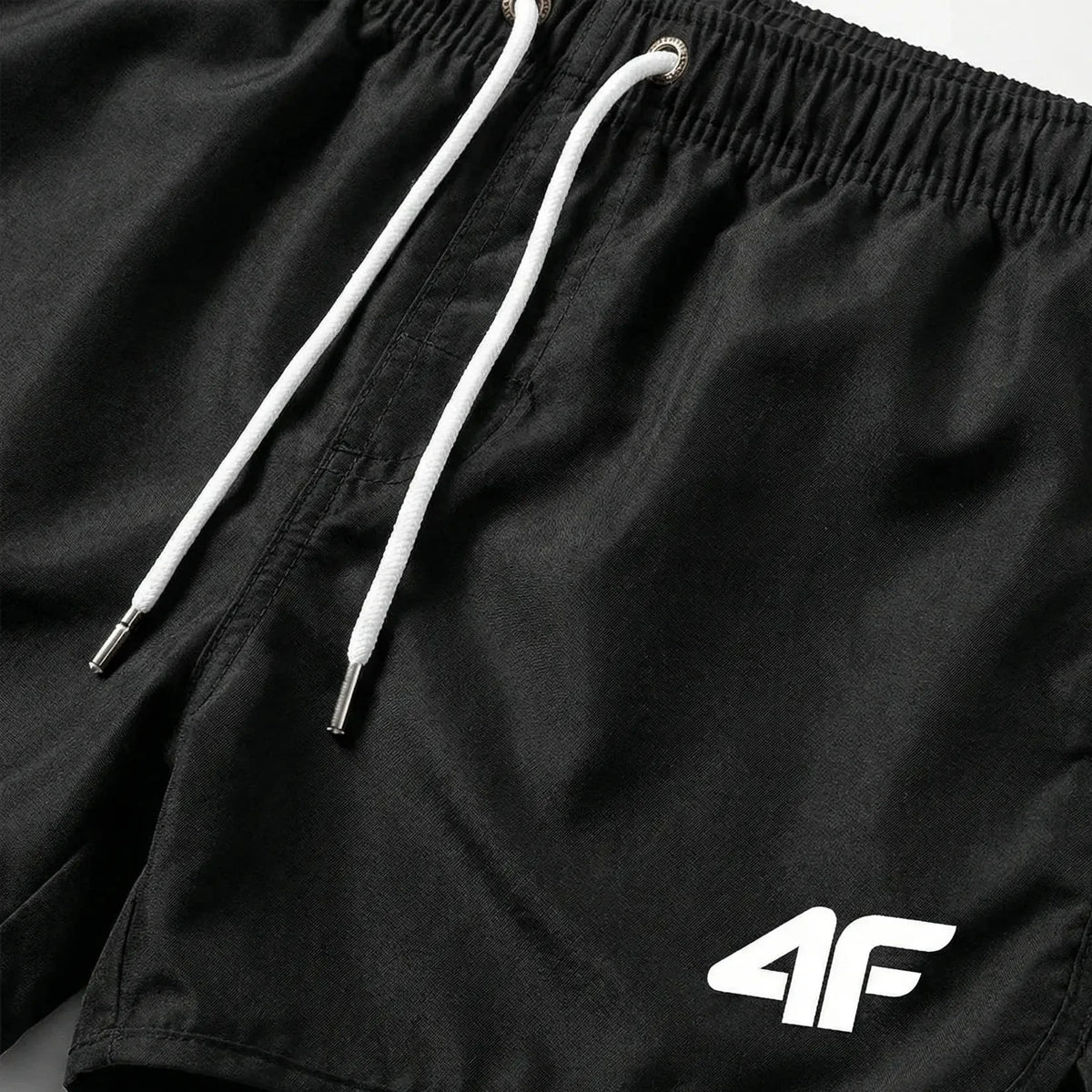 Men's short quick-dry swim shorts with adjustable drawstring