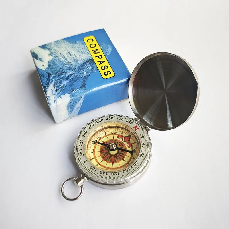 Flip pocket compass with luminous dial and protective cover