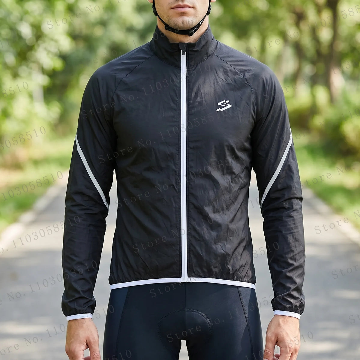 Lightweight cycling windbreaker with water-repellent finish and athletic fit