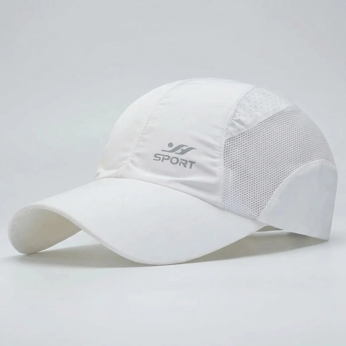 Lightweight UV protection baseball cap with mesh ventilation panels