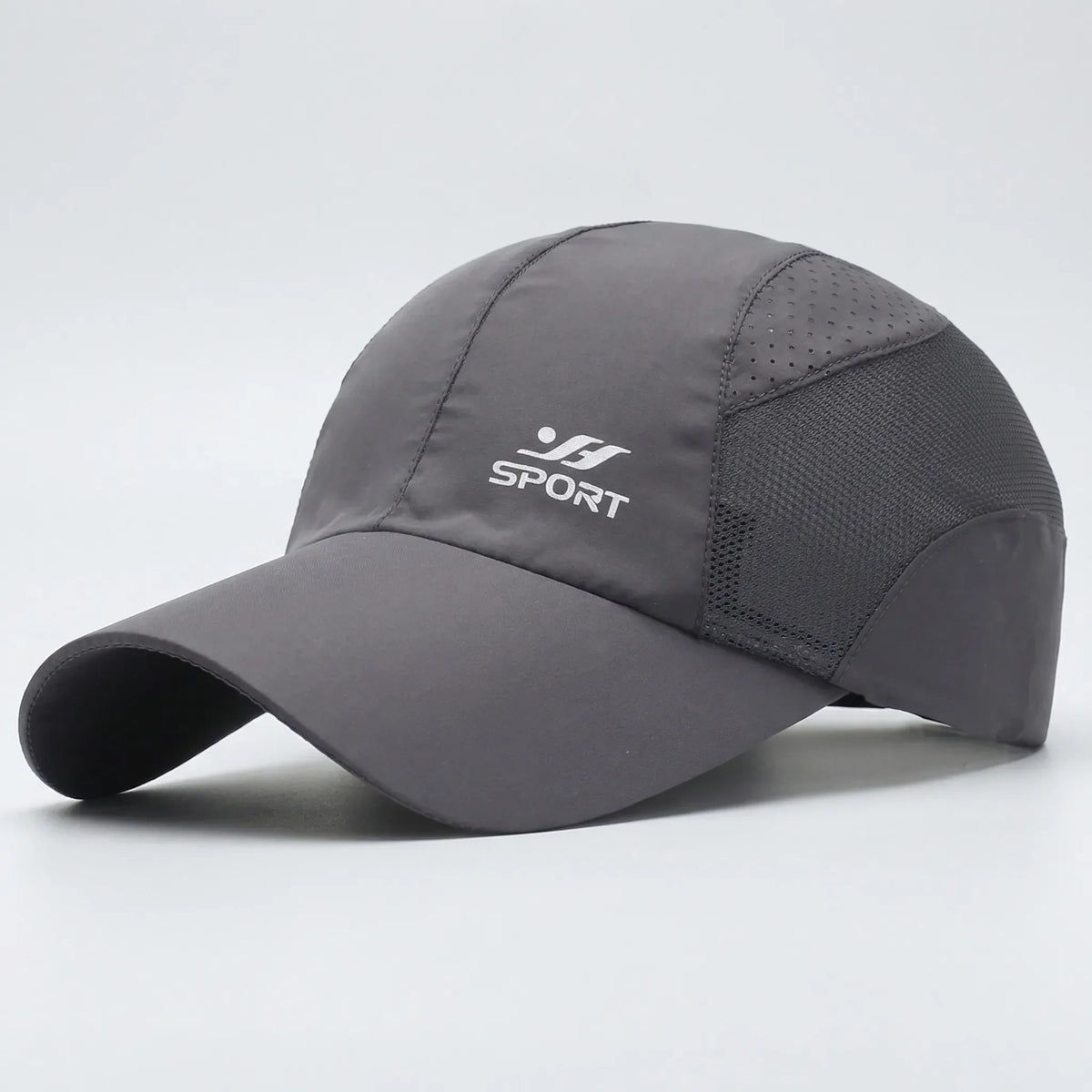 Lightweight UV protection baseball cap with mesh ventilation panels