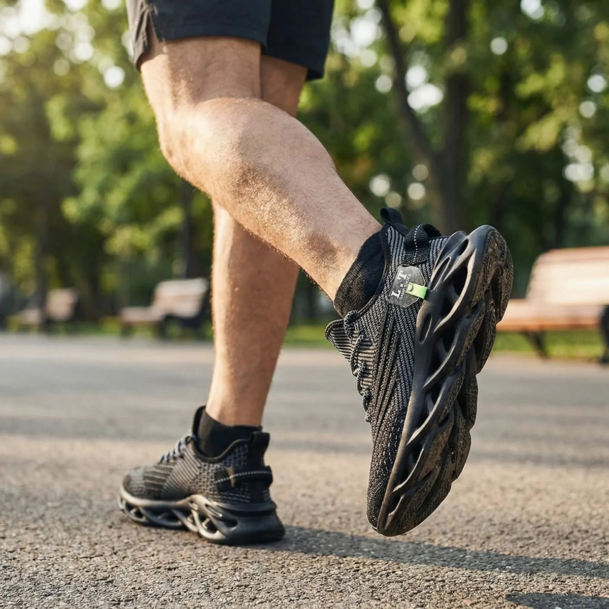 Lightweight running shoes with breathable mesh upper and wave-cut cushioning sole