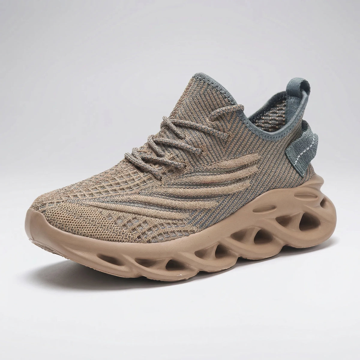 Lightweight running shoes with breathable mesh upper and wave-cut cushioning sole
