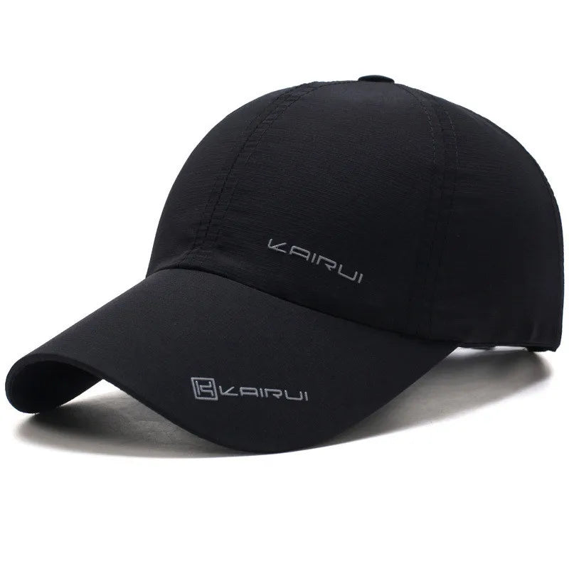 Unisex baseball cap with curved peak and snapback closure, solid colour