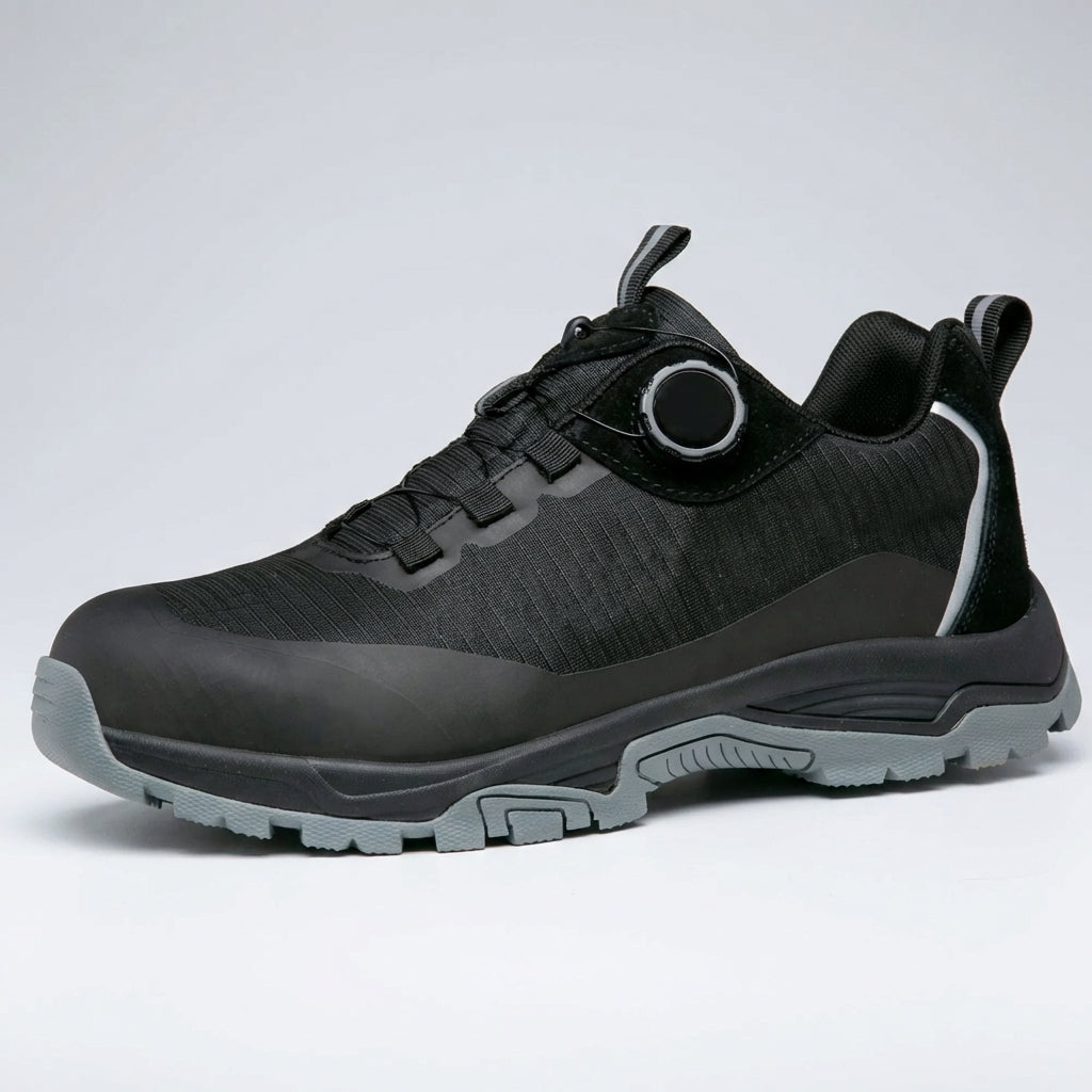 Men's ankle safety boot with non-slip sole and toe protection