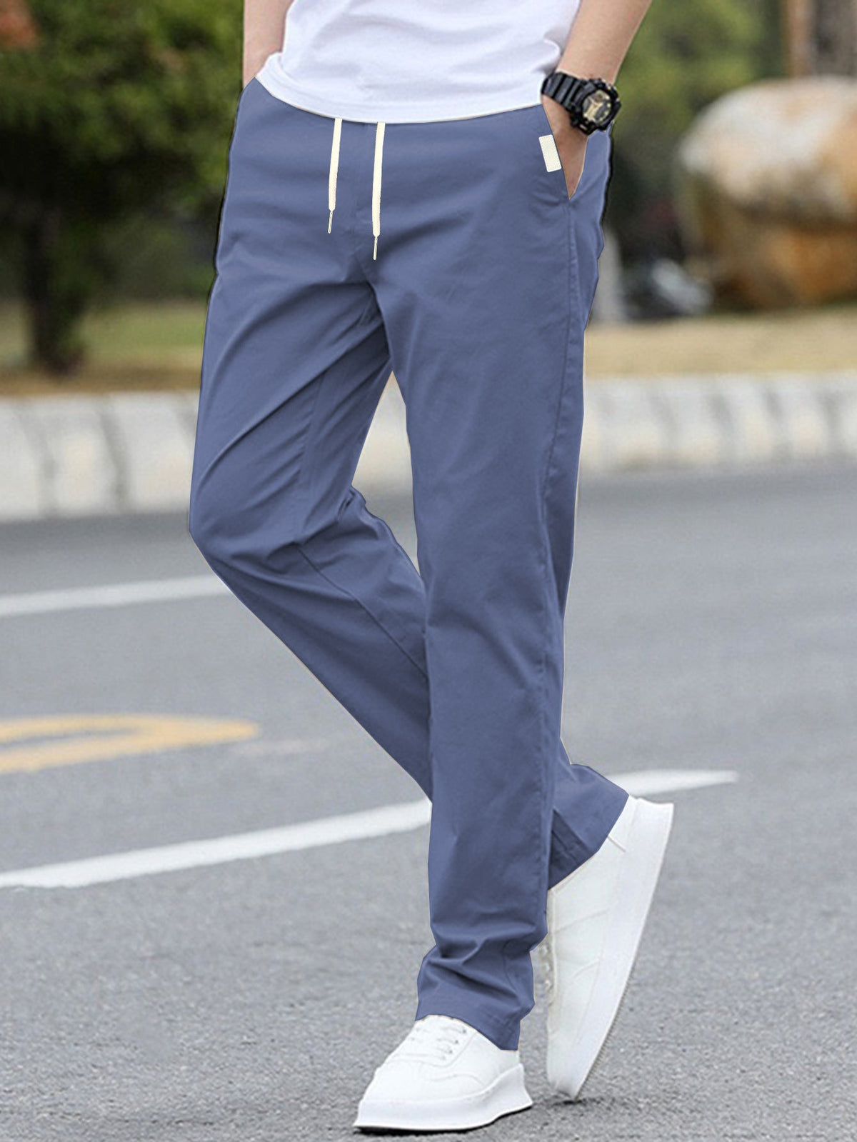 Men's Athletic Casual Trousers with Elastic Waistband and Modern Side Pockets
