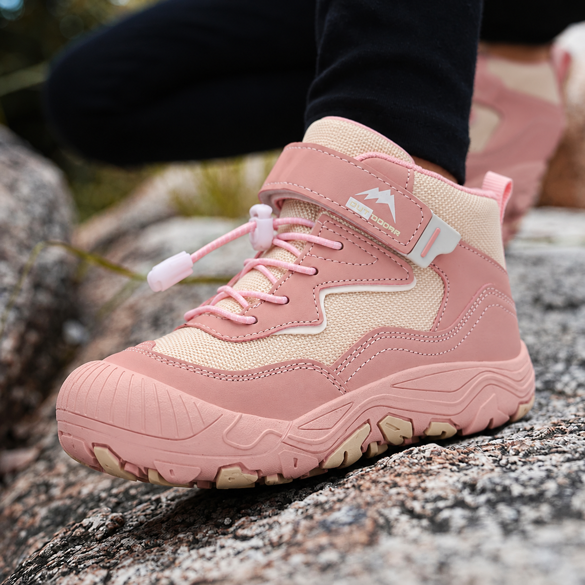 Thrives Outdoor | High Top Hiking Shoes