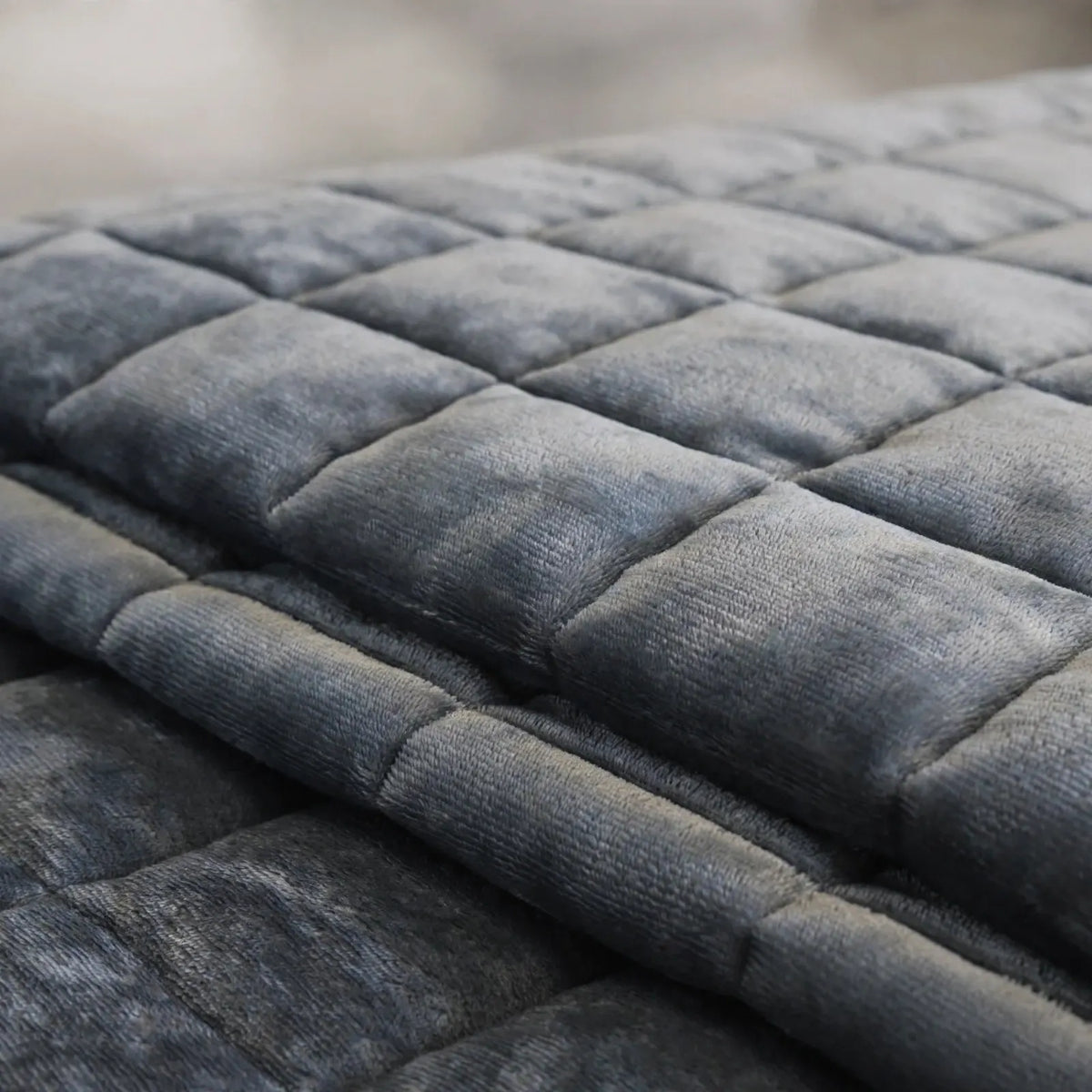 Thrives Outdoor | Cushmera Rectangular Quilted Sofa Cover For Loveseats