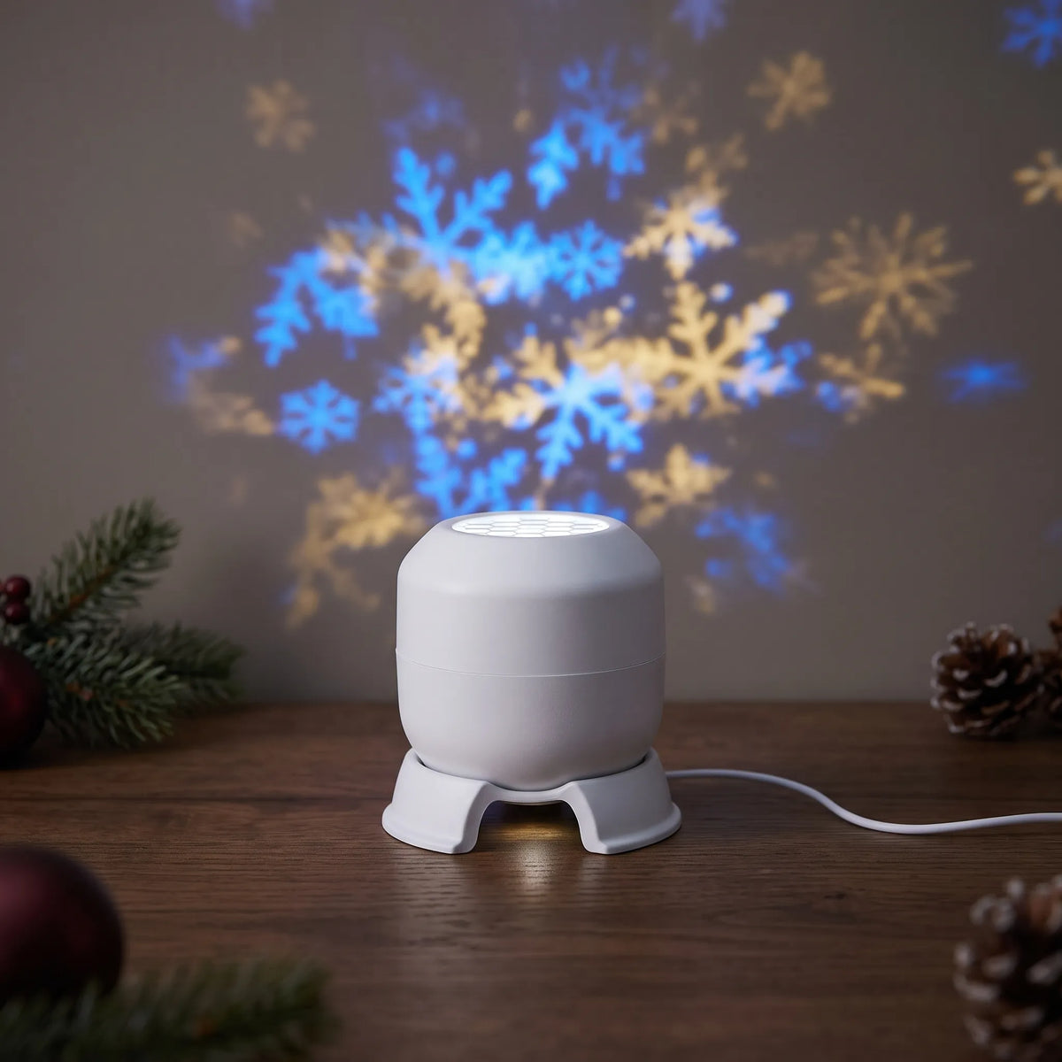 Thrives Outdoor | Festalux Festive Projector Light For Walls