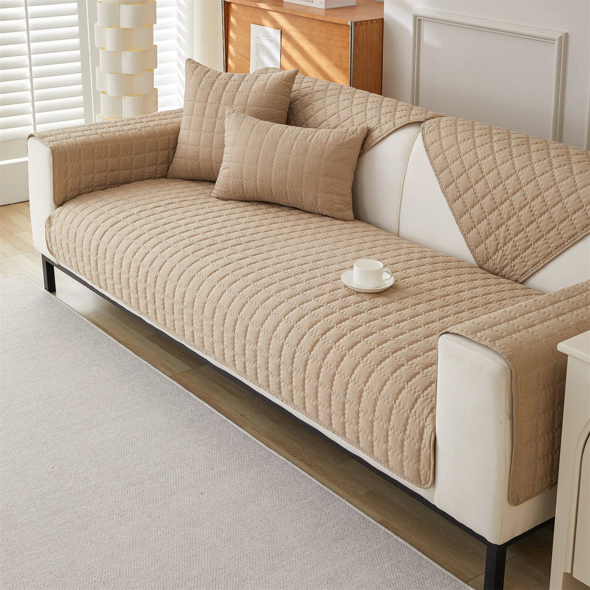 Thrives Outdoor | Quiloma Quilted Anti-Slip Couch Cover