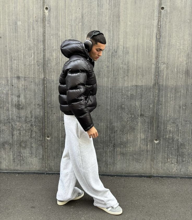 Modern and Durable Summit Down Jacket
