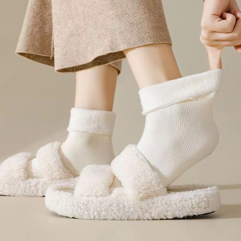 Thick Mid-Calf Socks – Warm & Solid Color