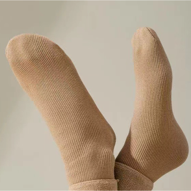 Thick Mid-Calf Socks – Warm & Solid Color